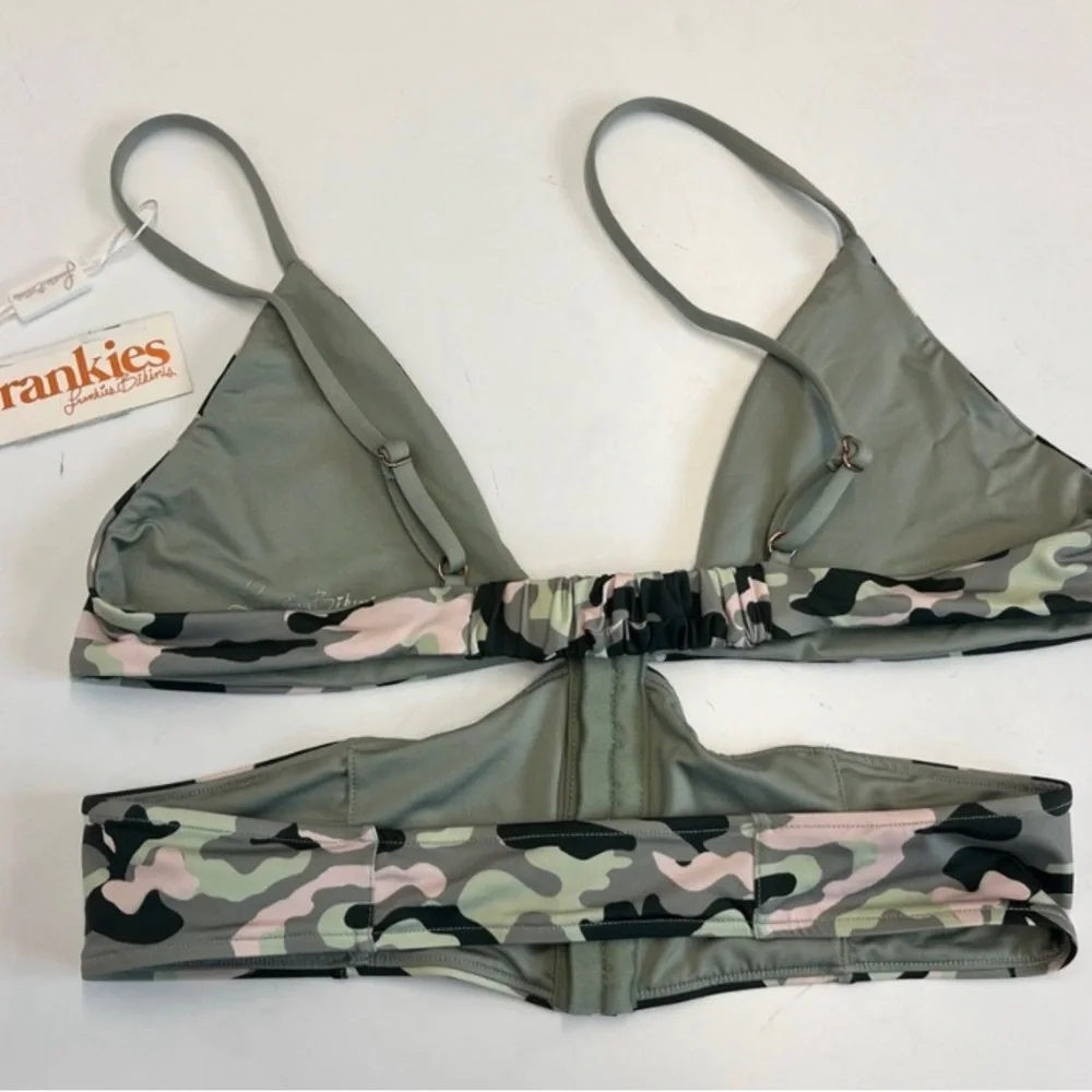Frankies Bikinis NWT Camo Cross Front Bikini Top L